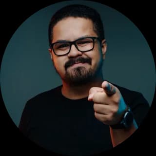 Memo Saldivar